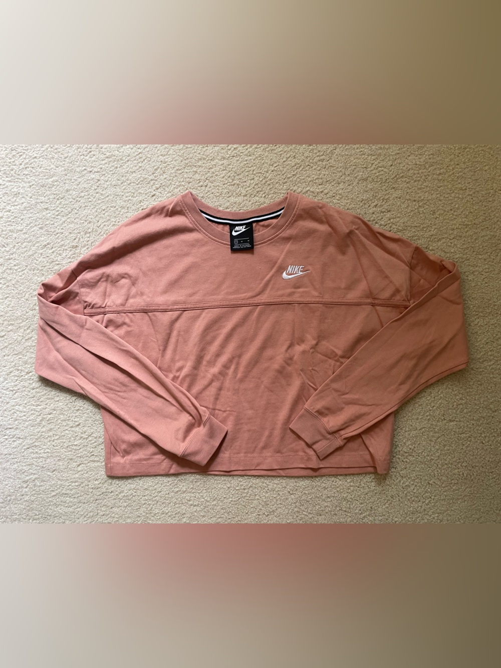 Nike Women’s Dusty Rose Cropped Crew Long Sleeve Shirt